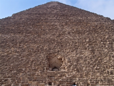 Вход в пирамиду